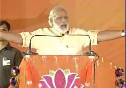 Prime Minister Narendra Modi addressing a rally in Hosur, Tamil Nadu