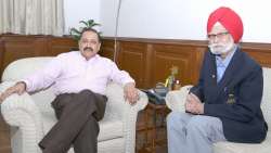 Balbir Singh Sr (right)