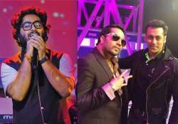 Arijit Singh, Mika Singh with Salman Khan