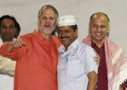 Arvind Kejriwal with Najeeb Jung