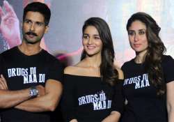 Shahid Kapoor with Alia Bhatt and Kareena Kapoor Khan