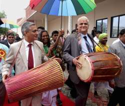 Chief Justice of India TS Thakur with SC judge AR Dave in Ranchi on Saturday