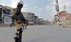 Curfew remains in force in Kashmir