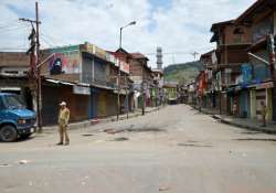 Curfew, shutdown continues in Kashmir