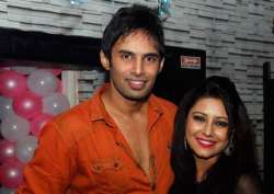 Rahul Raj Singh with Pratyusha Banerjee