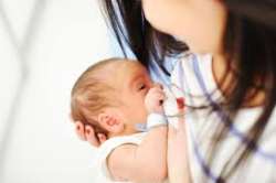 Breast milk of women who deliver prematurely - India TV