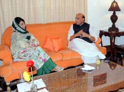 FILE:Mehbooba Mufti with Rajnath Singh 