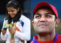 Sakshi Malik asks Virender Sehwag to meet her