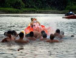 14 killed during Ganesh immersion in Maharashtra 