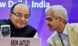 Finance Minister Arun Jaitley with Economic Affairs Secretary Shaktikanta Das