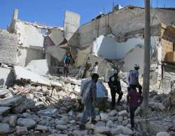 Strikes by Syrian and Russian airplanes have killed hundreds in Aleppo