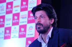 Shah Rukh Khan gets ‘judgemental’ when men wear THIS apparel