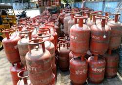 Government makes Aadhaar mandatory for subsidised cooking gas