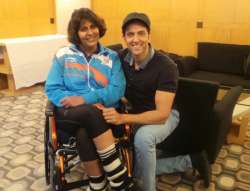 Hrithik meets paralympic medallist Deepa Malik