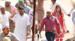 Shah Rukh and Mahira Khan in Raees