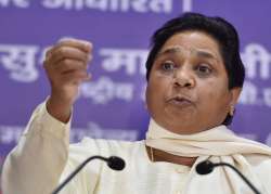 BSP supremo Mayawati hit back at Amit Shah for goondas jibe