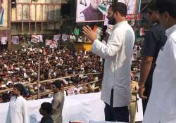 Rahul Gandhi addressing Congress workers in Bhiwandi