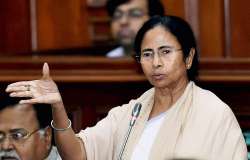 Six pilots grounded due to mamata banerjee's flight delay