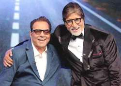 Big B shares rare & unseen images of Dharmendra on his 81st birthday