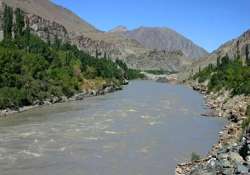  Indus River in the mountains of Ladakh