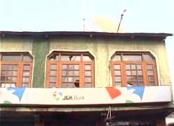 Kashmir, militants, Pulwama, JK Bank