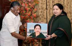 Pannerselvam, AIADMK, Jayalalithaa, Sasikala