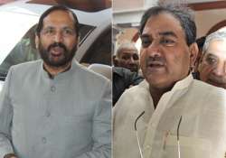 File pic - Suresh Kalmadi and Abhay Chautala