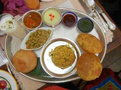 Breakfast is the unhealthiest meal in India: Study