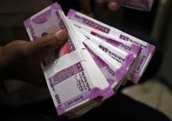 Weekly cash withdrawal limit for saving accounts hiked to Rs 50,000 