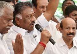 Panneerselvam addressing at a press conference at his Greenways Road residence