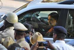 VK Sasikala arrives to surrender at the special court