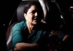 Sasikala reinducts two sacked relatives into AIADMK