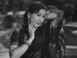 Remembering Meena Kumari on her death anniversary