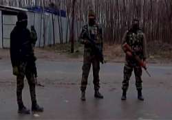 Encounter underway between security forces, militants in Kashmir's Pulwama