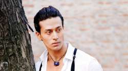 RGV attacked Tiger Shroff on Twitter