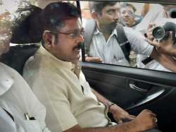 Delhi Police grills TTV Dinakaran for 7 hours