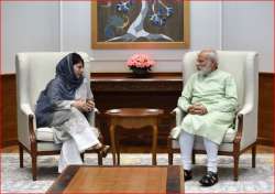 Mehbooba Mufti, Narendra Modi