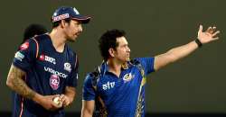 Mumbai Indians mentor Sachin Tendulkar with team player Mitchell Johnson