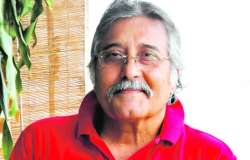 Vinod Khanna’s health improving, says hospital med