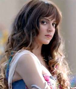After scriptwriter Kangana Ranaut to turn director for Teju