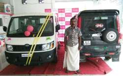 Anand Mahindra gifts van