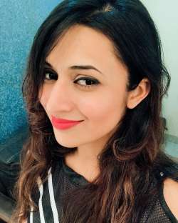 Divyanka Tripathi trolls