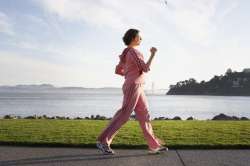 brisk walking alzheimer's disease