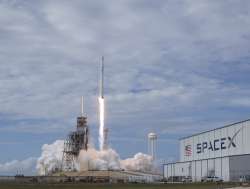 SpaceX launches first recycled supply ship to ISS