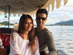 Divyanka Tripathi Vivek Dahiya anniversary 