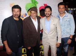 Poster Boys Shreyas Talpade Dharmendra Sunny Deol Bobby Deol