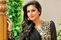 Not comfortable going bold onscreen, says TV actress Shraddha Arya