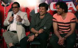 Dharmendra, Sunny Deol, Bobby Deol