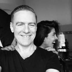 Priyanka Chopra poses with Bryan Adams pics go viral 