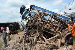 Utkal Express derailment